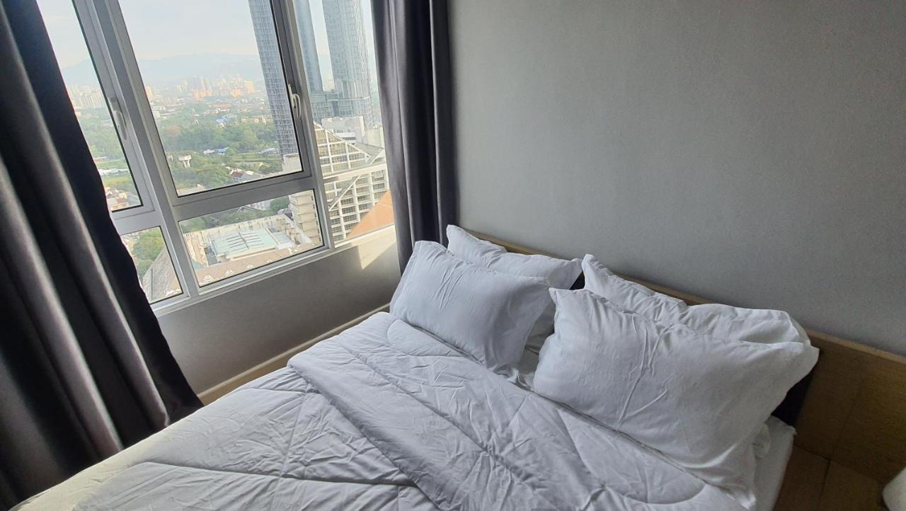Homestay Jalan Tun Razak Walking Distance Ijn, Hkl, Mrt Station, Kpj, Perkeso, Bernama, Tabung Darah, Istana Budaya Kuala Lumpur Exterior foto
